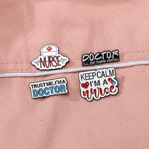 Lot de broches médicales créatives en émail avec inscriptions infirmier et médecin