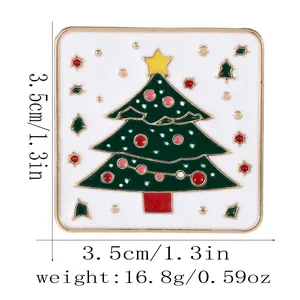 Detailansicht eines Emaille-Weihnachtsbaum-Kühlschrankmagneten mit Maßen und Gewicht
