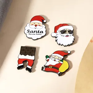 Set mit 4 Emaille-Anstecknadeln mit lustigen Weihnachtsmann-Motiven zur Weihnachtsdekoration