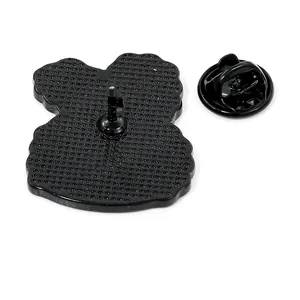 Dos de broche animal en émail noir avec texture et attache papillon en métal
