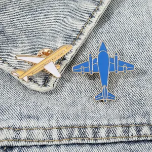 Ensemble de mini pins d'avion en émail avec jet blanc et design d'avion vintage bleu