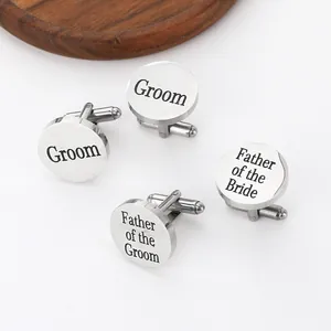 Détails des boutons de manchette de mariage en acier avec gravure pour le marié
