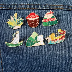 Set de 6 pines de esmalte para el Festival del Bote del Dragón con pandas y zongzi en denim