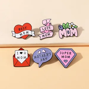 Set di 6 spille smaltate rosa con cuori Best Mom e buste regalo per la festa della mamma