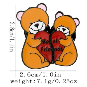 Schattige zinklegering beer emaille pins set met Best Friends hart op witte achtergrond