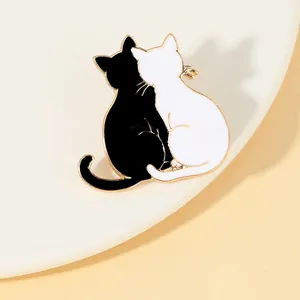 Cute Black White Cat Heart Enamel Pin Brooch Alloy Animal Cartoon Badge For Clothing Bags Hat Decor Gift For Cat Lovers