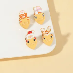 Christmas Cartoon Enamel Pin Brooch Alloy Snowman Santa Reindeer Gingerbread Man Holding Love Heart Badge Festive Jewelry Gift