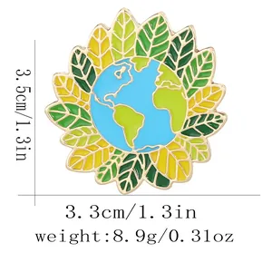 Spilla smaltata creativa Earth Day con foglie verdi e placcatura in oro per vestiti