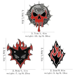 Lot de 3 épingles punk en émail avec têtes de mort et flammes, dimensions détaillées