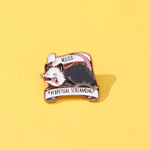Insigne en Émail Opossum Amusant Mood Perpetual Screaming Broche en Alliage Or Rose pour Veste en Jean Dessin Animé