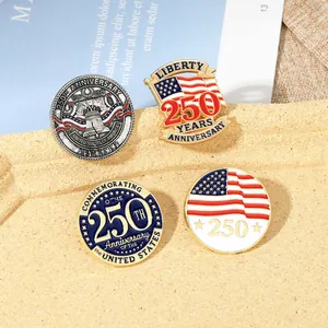 Spille commemorative del 250° anniversario USA in lega con bandiera e campana della libertà