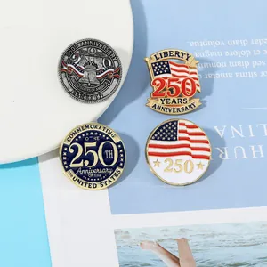 Set di quattro spille commemorative del 250° anniversario con bandiere USA e campana