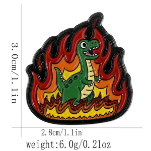 Broche dinosaure flamme en émail dimensions 3,0 cm x 2,8 cm vue détaillée du produit