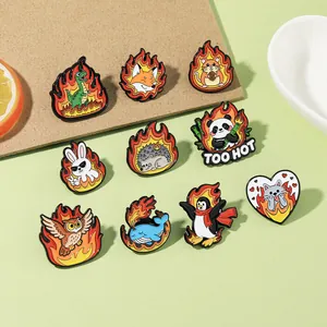 Lot de pins émaillés animaux flammes avec panda renard et chat broches créatives en alliage