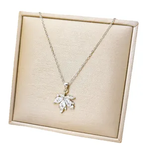 Elegant maple leaf necklace in silver steel with sparkling marquise-cut zircon stones