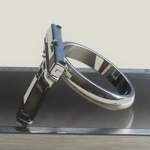 Bague punk rétro pour homme en acier inoxydable avec motif pistolet réaliste argenté