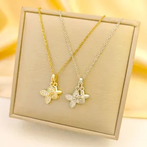 Collana con Pendente a Quadrifoglio a Doppio Strato in Acciaio al Titanio per Donna Micro Zirconia Placcato Oro Argento Gioielli di Moda Elegante