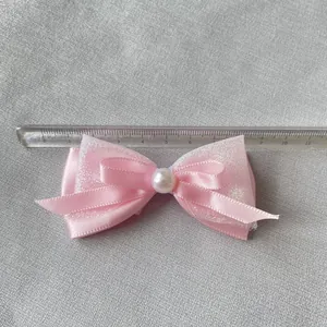Fiocco rosa a doppio strato con perla centrale per accessori capelli fai da te