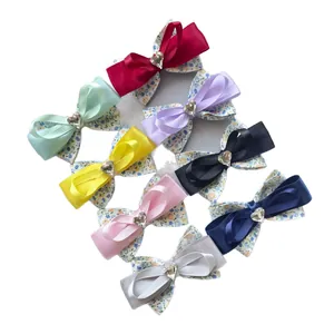 Barrettes à fleurs avec ruban en satin et strass en cœur, ensemble de 7 couleurs