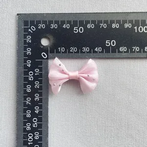 Lazos de satén rosa con puntos plateados para accesorios de pelo y decoración DIY