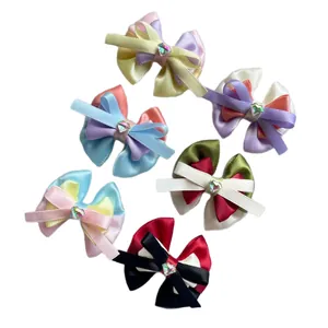 Nœuds en satin faits main à trois couches avec cristal en cœur pour accessoires de cheveux
