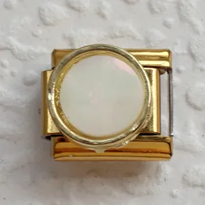 Link per bracciale italiano in acciaio inossidabile dorato con opale bianco tondo