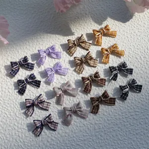 Plano de mini lazos de cuadros coloridos para costura y manualidades artesanales