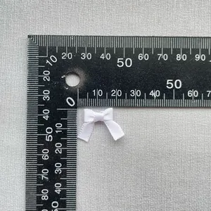 Mini lazo de satén blanco de 1,5 cm para manicura y decoración de ropa de muñeca