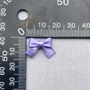 Fiocco di raso viola fatto a mano 20mm x 15mm guida alle misure per decorazioni fai da te