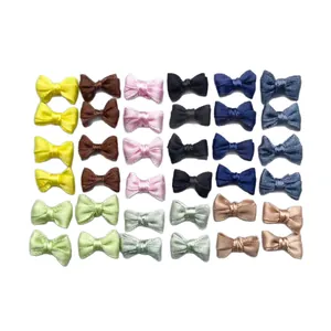 Mini set de lazos de satén hechos a mano en varios colores para ropa de muñecas
