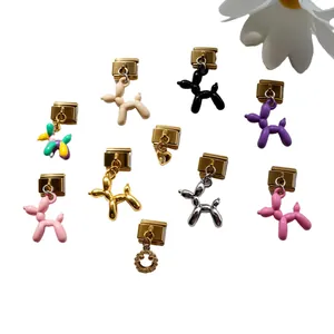 Bracciale a charm italiano in acciaio inossidabile dorato con ciondoli a forma di cane