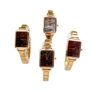 Montres à quartz carrées dorées pour femmes avec cadrans colorés et design modulaire