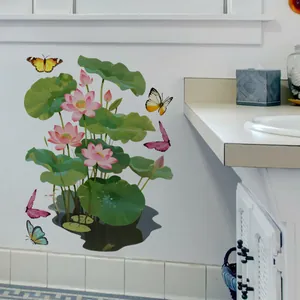 Détails de stickers muraux avec lotus roses et papillons colorés sur un mur blanc