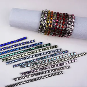 Bracelets à breloques italiens avec strass colorés et maillons en acier inoxydable