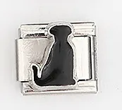 Makroansicht von italienischem Charm-Link mit schwarzem Hunde-Emaille in Edelstahl