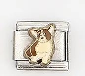 Nahaufnahme eines italienischen Armband-Glieds mit buntem Emaille-Corgi-Hunde-Design