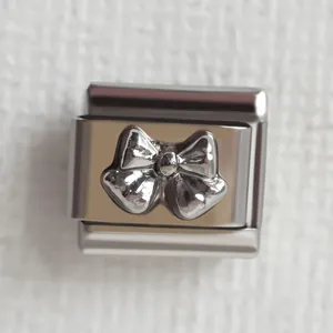 Italienisches Charm-Armbandglied aus Edelstahl mit poliertem silbernem Schleifendesign