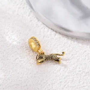 Charm de leopardo dorado con manchas negras y pedrería para pulseras de bricolaje
