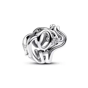 Gepolijste zilveren olifant bedel met zirkoon ogen en holle 3D-gravure voor sieraden