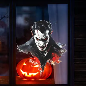 Sticker de fenêtre comte vampire détaillé sur verre avec citrouille d'Halloween lumineuse