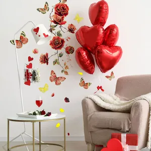 Bunte Wandaufkleber mit Goldfolie, roten Rosen und Schmetterlingen für das Zimmer