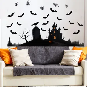 Λεπτομέρεια αυτοκόλλητων τοίχου Halloween με μαύρες νυχτερίδες, αράχνες και κάστρο