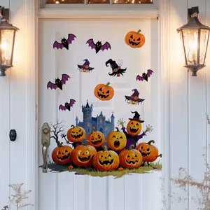 Αυτοκόλλητα Halloween με κολοκύθες, νυχτερίδες και φαντάσματα σε μια λευκή πόρτα