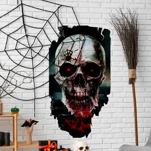 Λεπτομέρεια αυτοκόλλητου τοίχου κρανίο Halloween με κόκκινα μάτια σε λευκό τοίχο