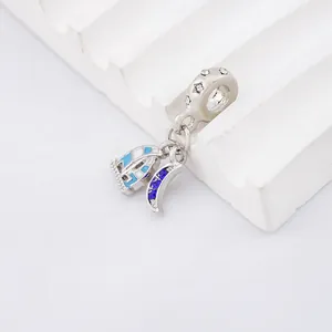 Ciondolo in argento con mezzaluna in zircone blu e lanterna in smalto colorato