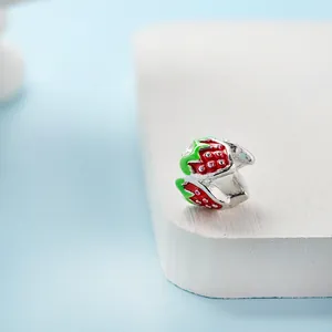Perle de breloque fraise en émail rouge et argent pour bracelets bijoux DIY