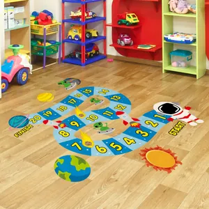 Ruimte thema hinkelspel vloersticker met astronaut en planeten voor de kinderspeelkamer
