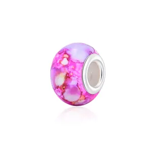 Rosa und lila gefleckte Harzperle mit großem Loch und Metallkern für DIY-Armbänder