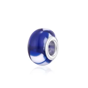 Cuenta de resina azul y blanca con núcleo de plata para pulseras y joyas de bricolaje