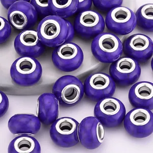 14mm lila Acrylperlen mit Risseffekt, großen Löchern und silbernen Metallkernen